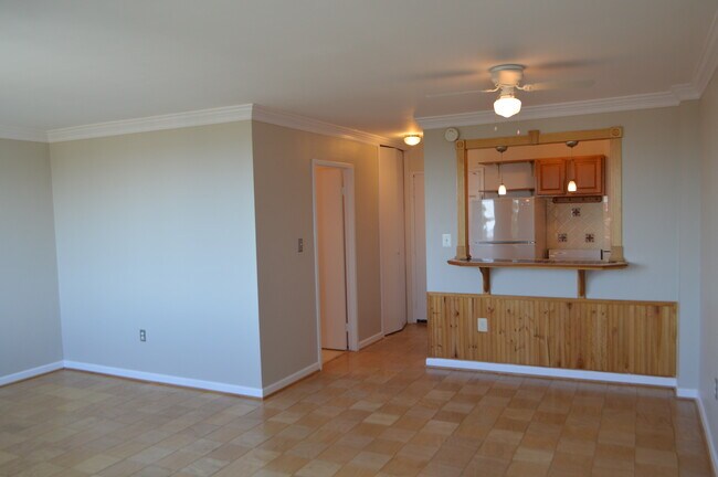 Building Photo - 2800 Wisconsin Ave