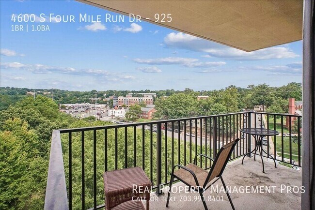 Building Photo - 4600 S Four Mile Run Dr