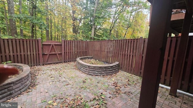 Building Photo - 10004 Tallahassee Pl