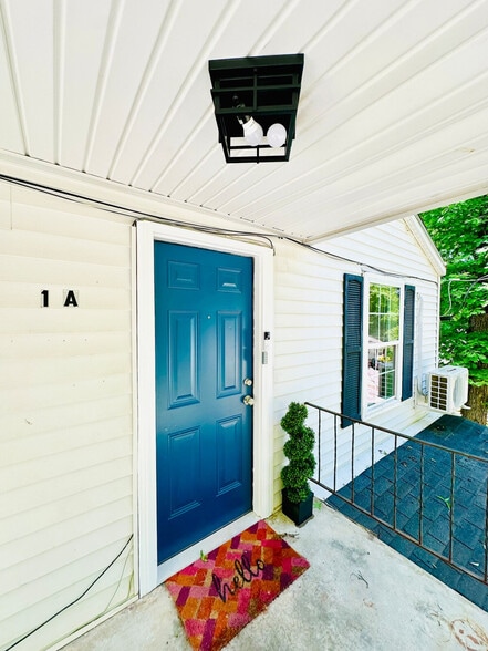 Building Photo - 1 Christopher St