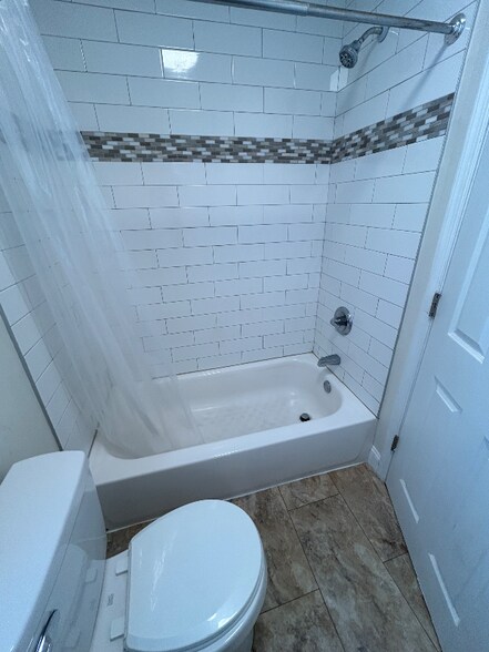 Building Photo - 2917 W Susquehanna Ave