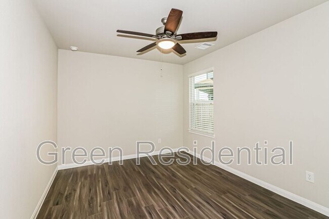 Building Photo - 5127 Shelby Katherine Dr