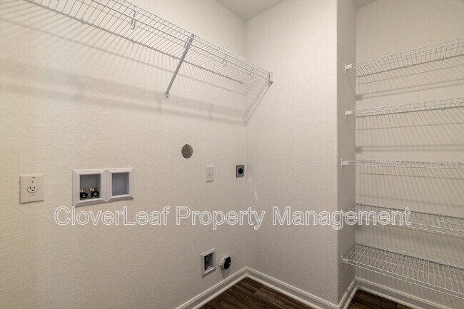 Building Photo - 3994 Turtle Creek