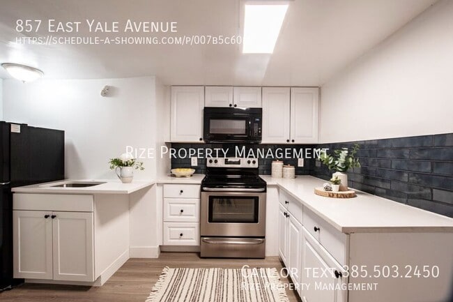 Building Photo - 857 Yale Ave S