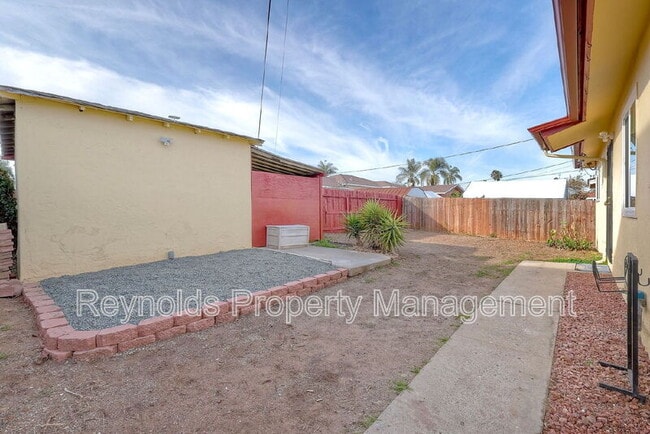 Building Photo - 3341 Chamoune Ave