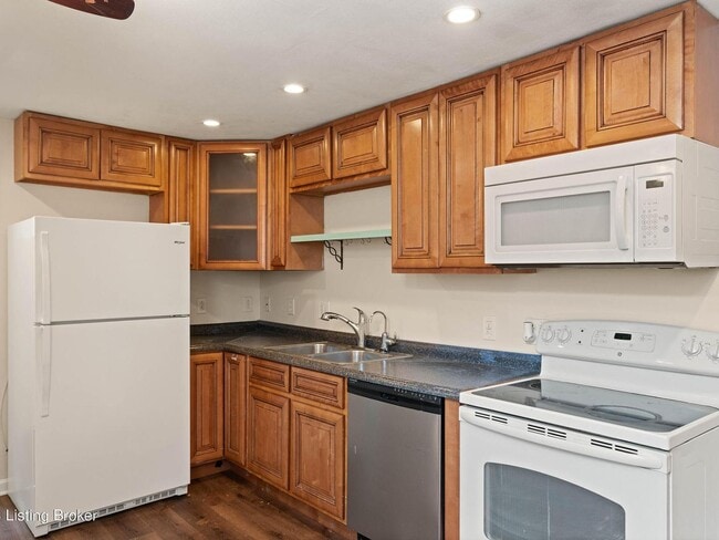 Building Photo - 1406 Walter Ave