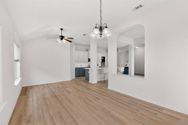 Building Photo - 2405 Hammock Lake Dr