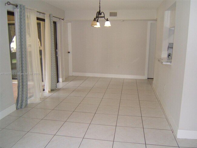Building Photo - 9022 SW 123rd Ct