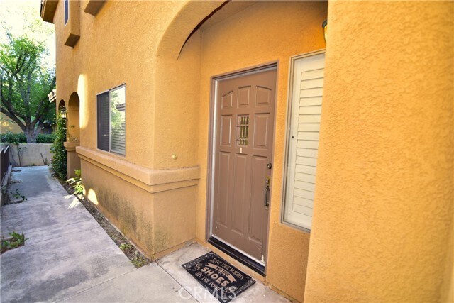 Building Photo - 2090 Villa Del Lago Dr