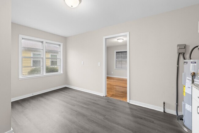 Building Photo - 5717 Avenue O