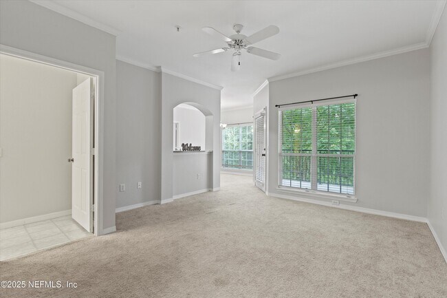 Building Photo - 7800 Point Meadows Dr