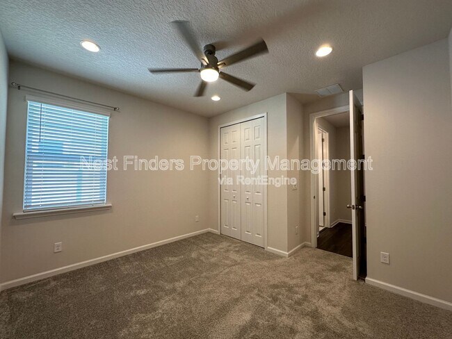 Building Photo - 282 Little Bear Run