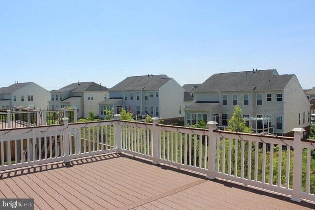 Building Photo - 42181 Castle Ridge Square