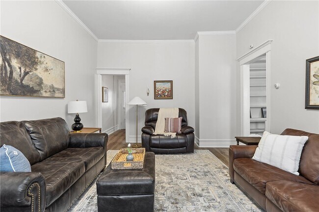 Building Photo - 42 Lake St