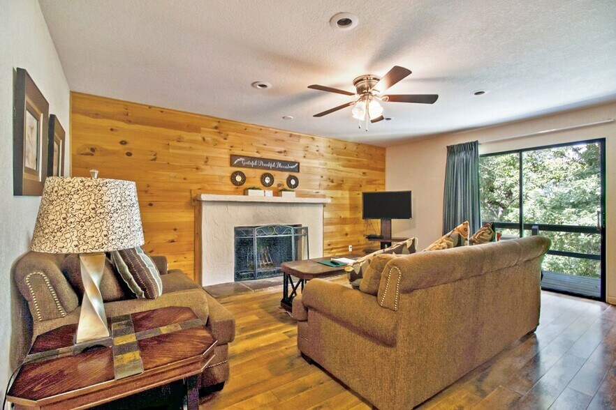 Building Photo - 8005 Cherokee Trail