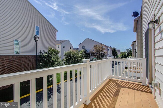 Building Photo - 7001 Trek Way