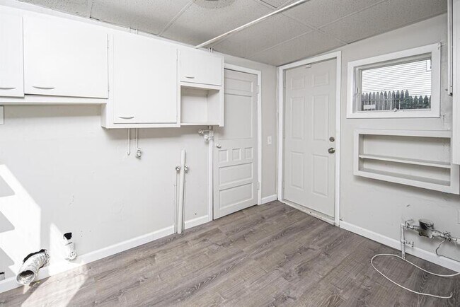 Building Photo - 25 Harrison Ave