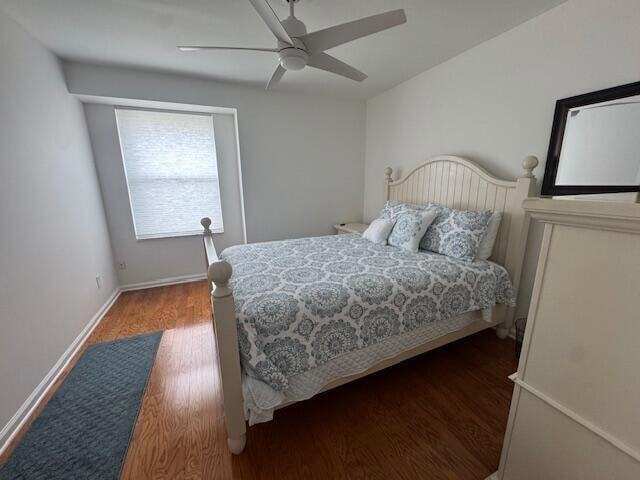 Building Photo - 2604 Fairway Dr N