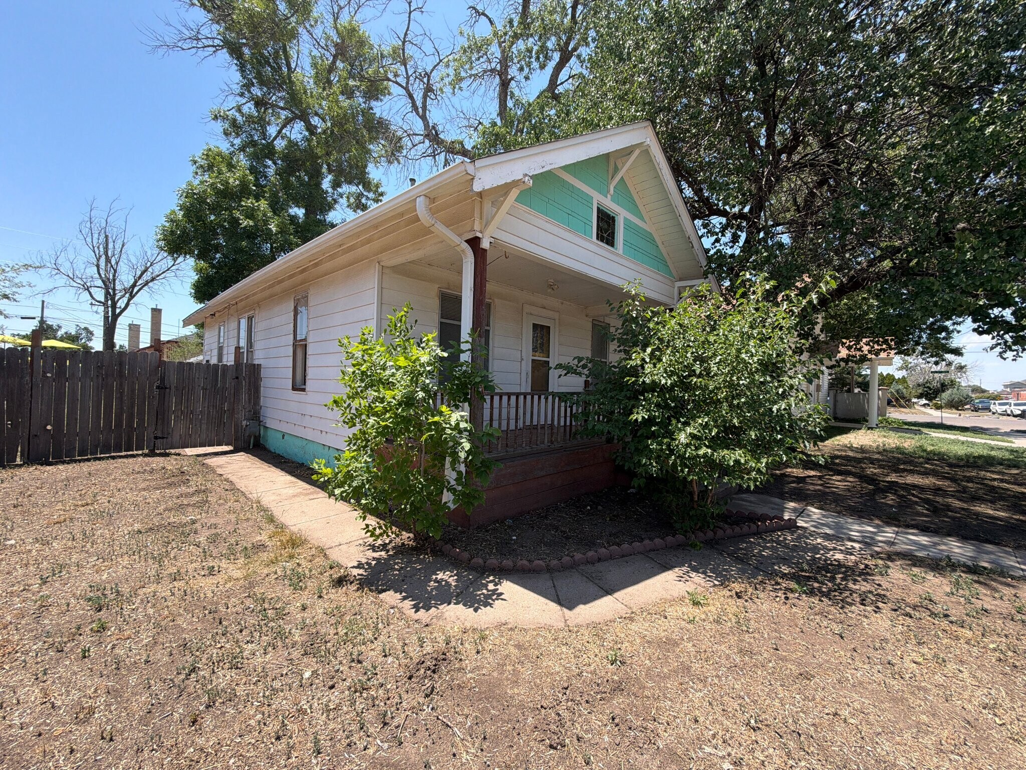Building Photo - 428 10th St
