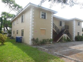 Building Photo - 4101 Riverside Dr