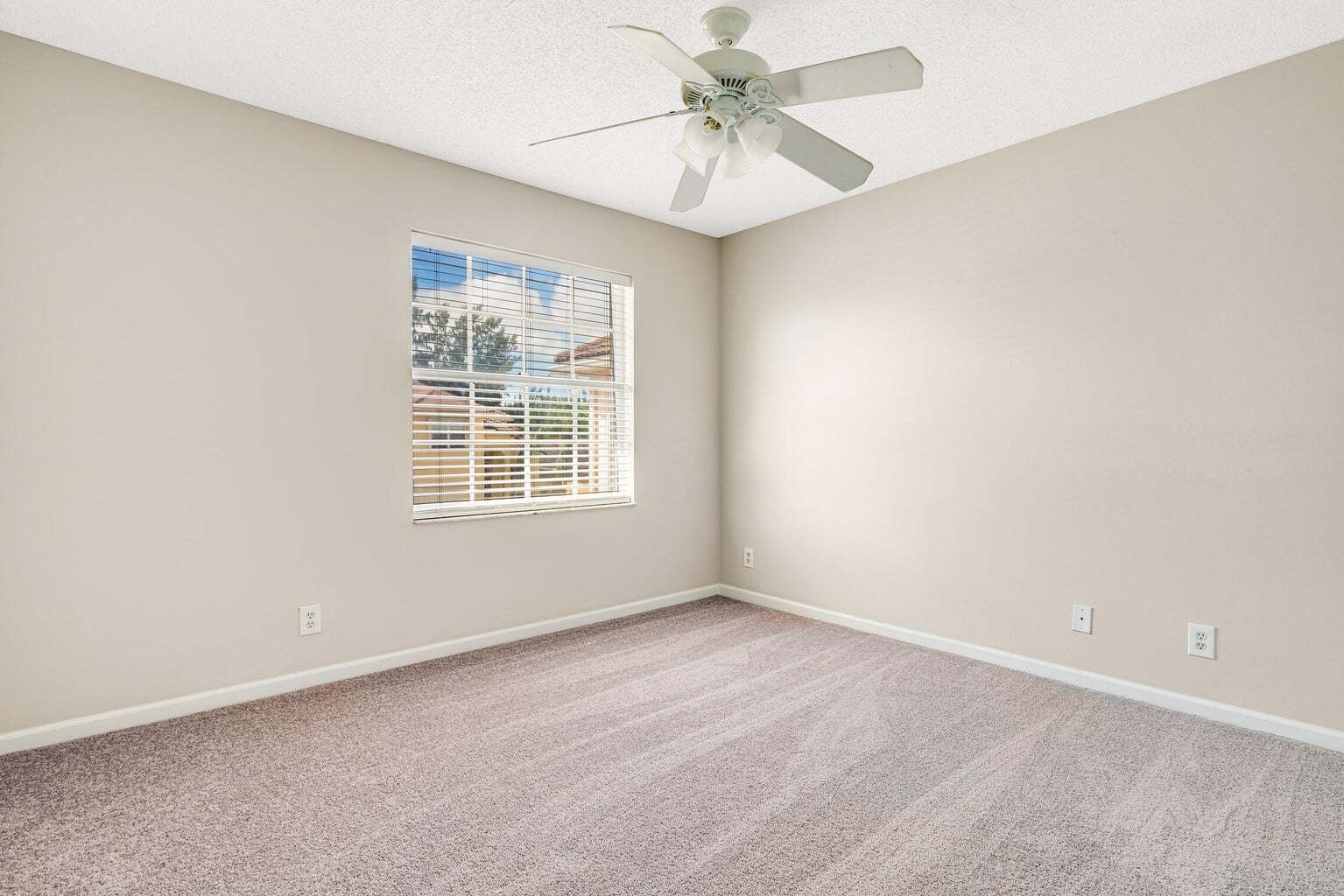 Building Photo - 7787 Springfield Lake Dr