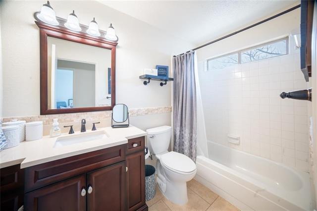 Building Photo - 3824 Huckleberry Dr