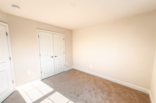 Building Photo - 23788 Myrtle Glen Way