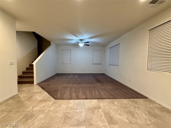 Building Photo - 5844 Middle Rock St