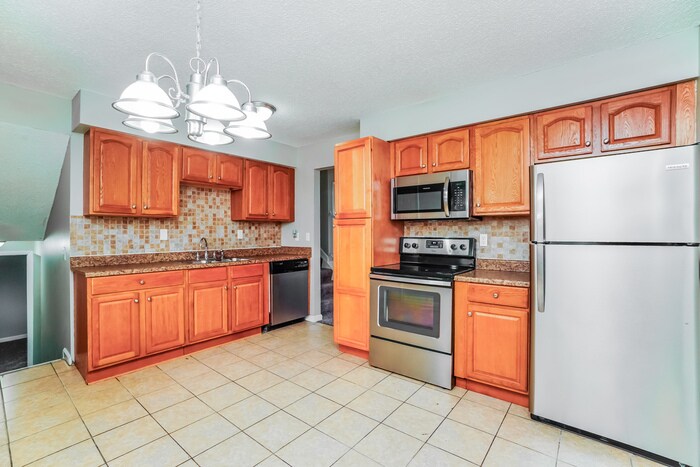 Building Photo - 2656 Mellowbrook St