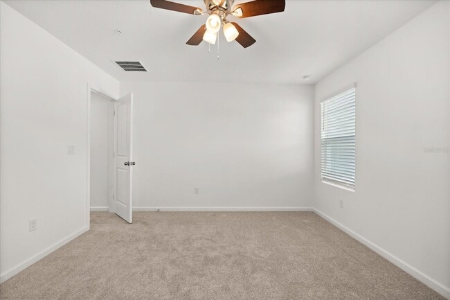 Building Photo - 9871 Walkway Dr