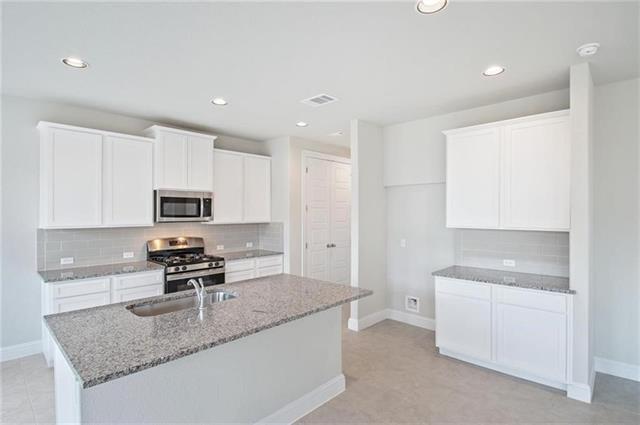 Building Photo - 113 Gaida Loop