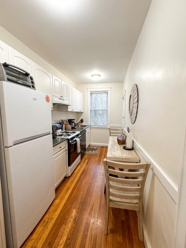 Building Photo - 1 bedroom in Brookline MA 02446