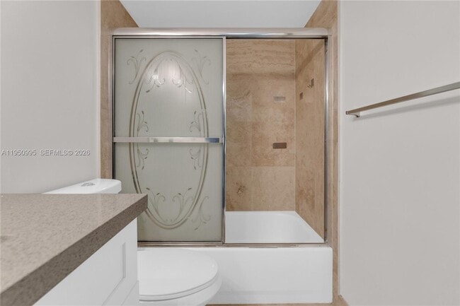 Building Photo - 2945 NE 185th St