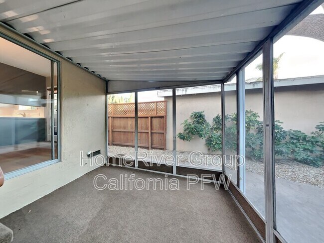 Building Photo - 6435 Mammoth Ave