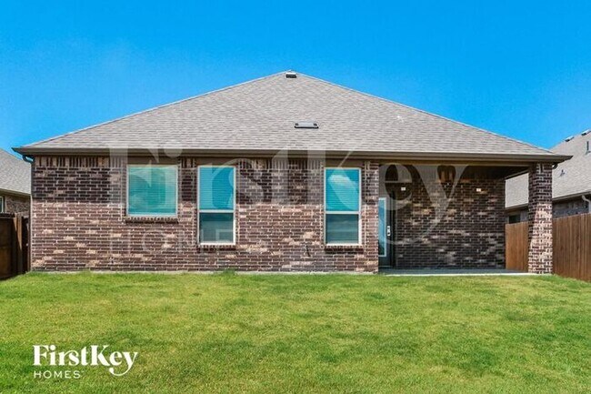 Building Photo - 2504 Cerro Ranch Rd