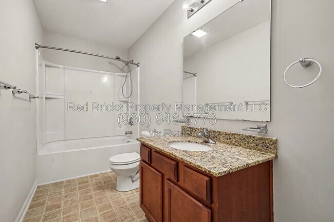 Building Photo - 4613 Tradd Cir