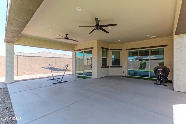 Building Photo - 4866 N 185th Dr