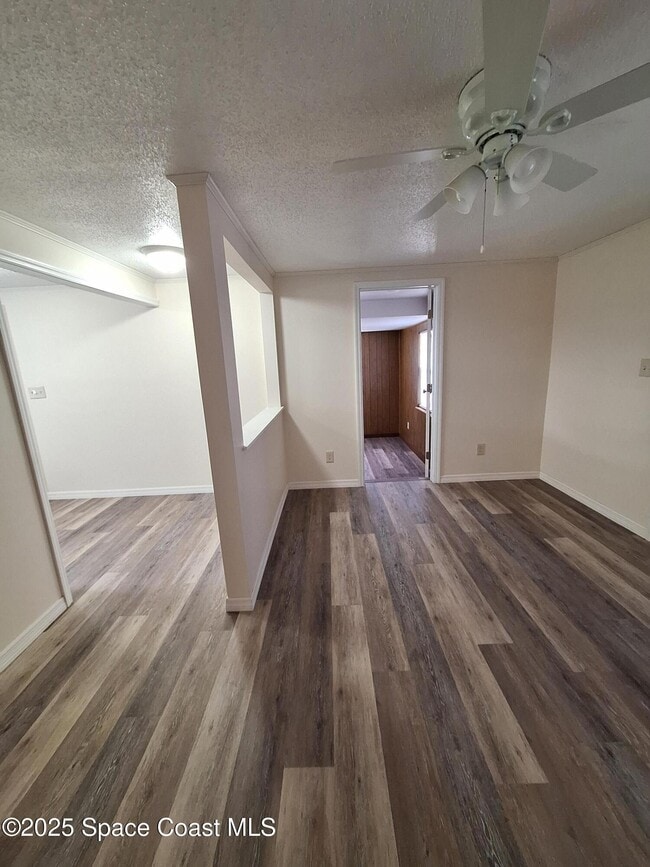 Building Photo - 4065 Coquina Ave