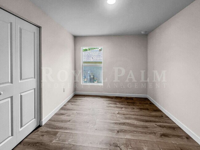 Building Photo - Spacious 3BR/2BA Duplex in Lehigh Acres & $500 Off Your First Month If You Apply by Aug 20th!