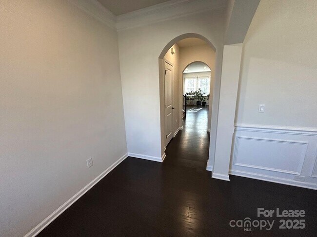 Building Photo - 1004 Whipcord Dr