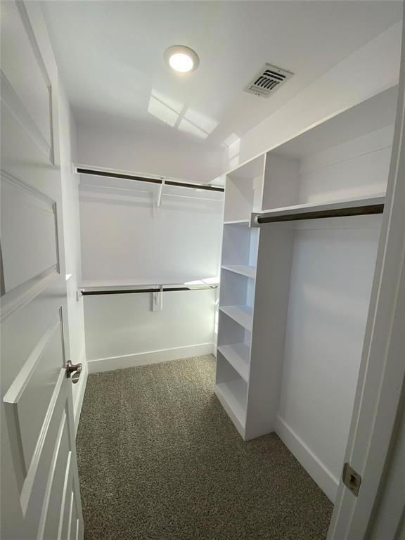 Building Photo - 129 E Bond St