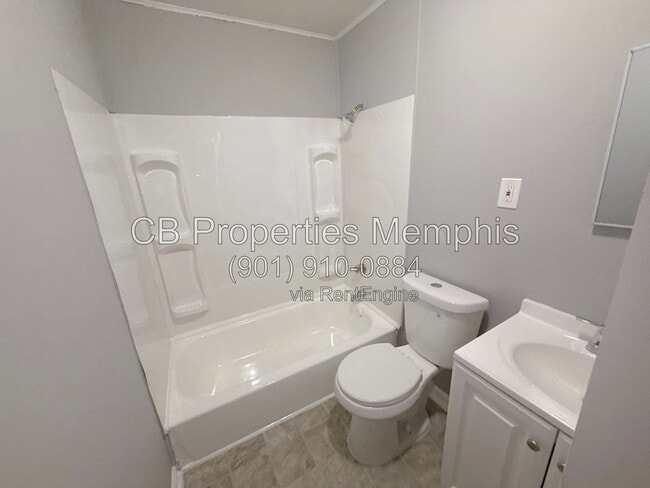 Building Photo - 4360 Bluebell St