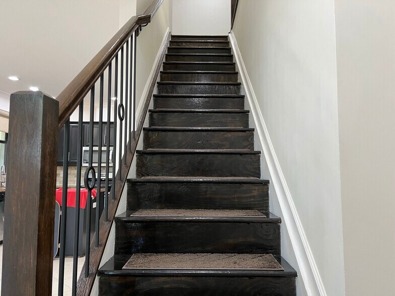 Building Photo - 3390 NW 125th Ave