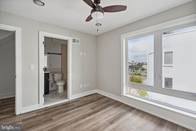 Building Photo - 1930 N 2nd St