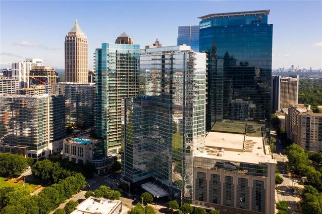 Building Photo - 1065 Peachtree St NE