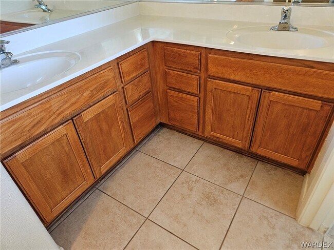 Building Photo - 4783 Whitegate Pl