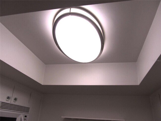 Building Photo - 5924 5th Ave N