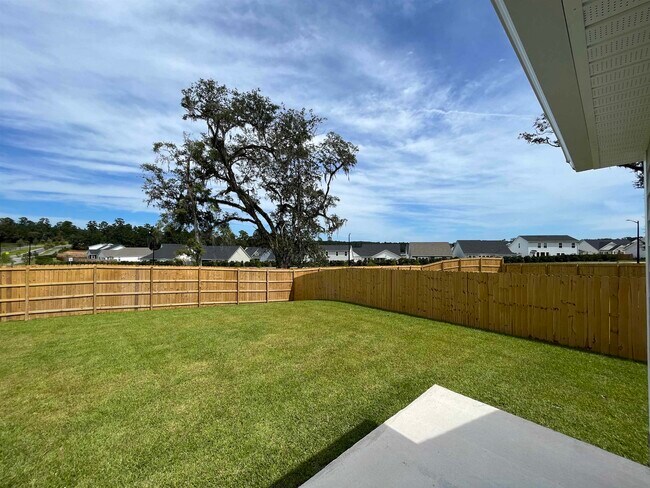Building Photo - 1363 Landon Hills Dr