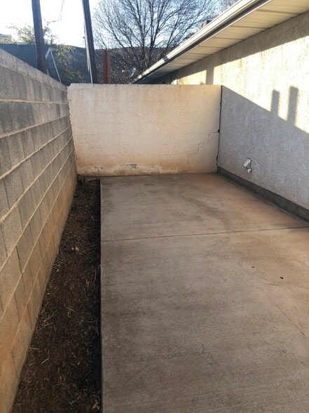 Building Photo - 345 S 200 W
