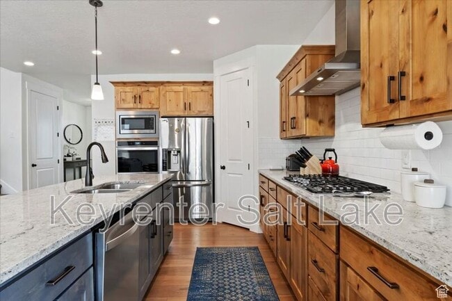 Building Photo - 1046 W Seasons View Ct